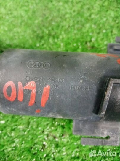 Форсунка омывателя фар правая Audi A4 B8 cdhb