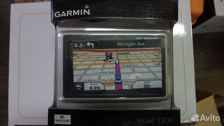 Новый. GPS навигатор Garmin Nuvi 1300