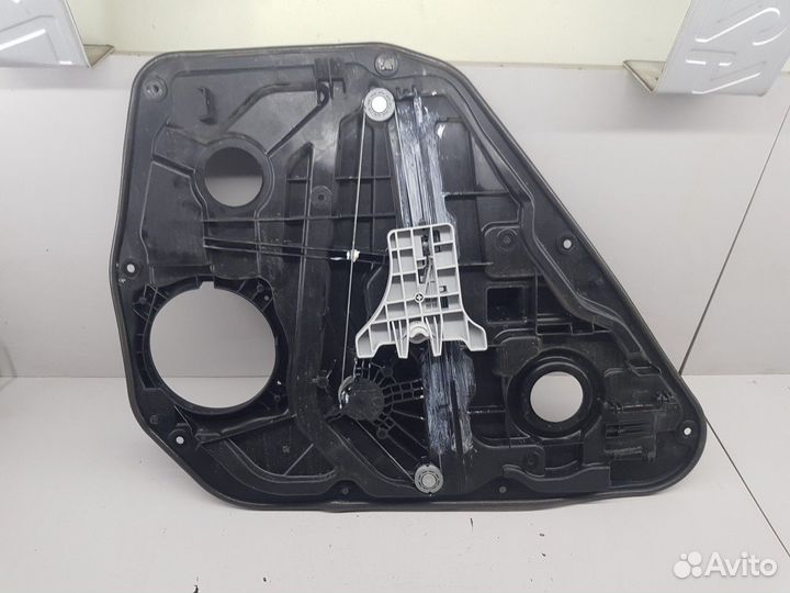 Стеклоподъемник электрический задний правый