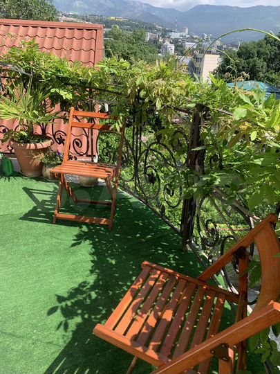 Дом 65 м² на участке 9 сот.