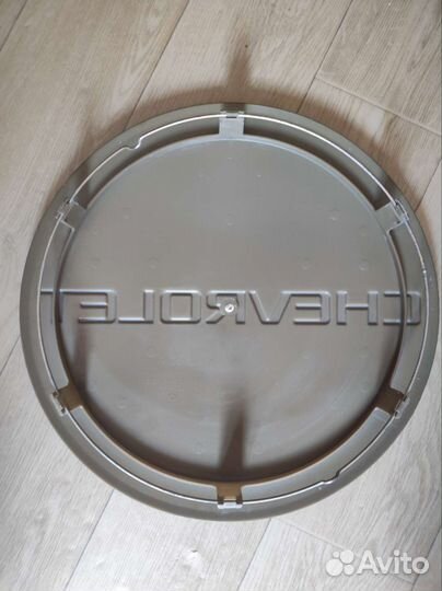 Колпак от запаски Нива Шевроле