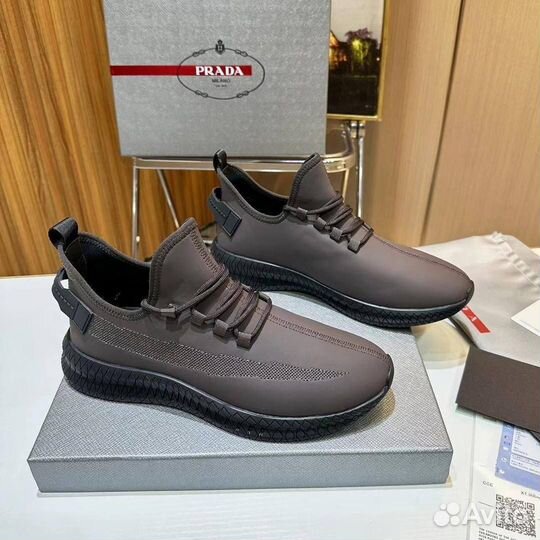 Кроссовки Prada