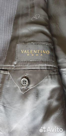 Пиджаки Valentino, Armani оригинал