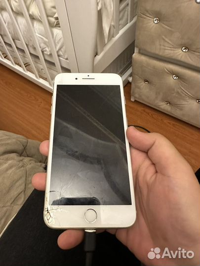 Телефон iPhone 8 plus