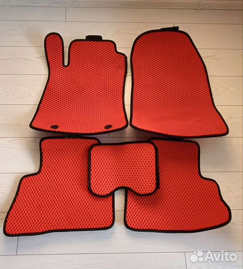 Эва Ниссан жук