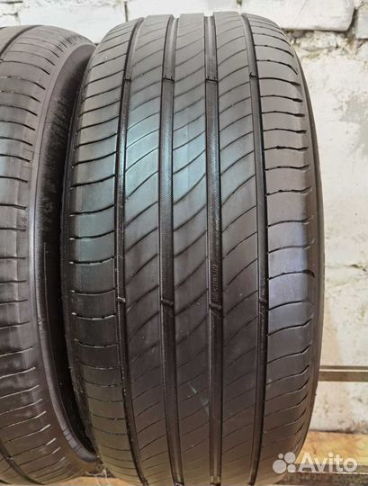 Michelin Primacy 4 215/65 R17