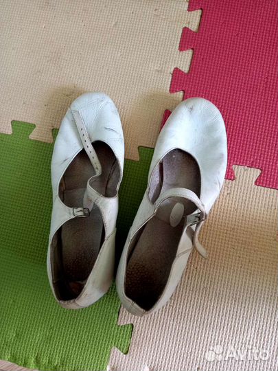 Туфли для девочки