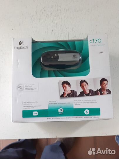Продаю вебкамеру Logitech C170