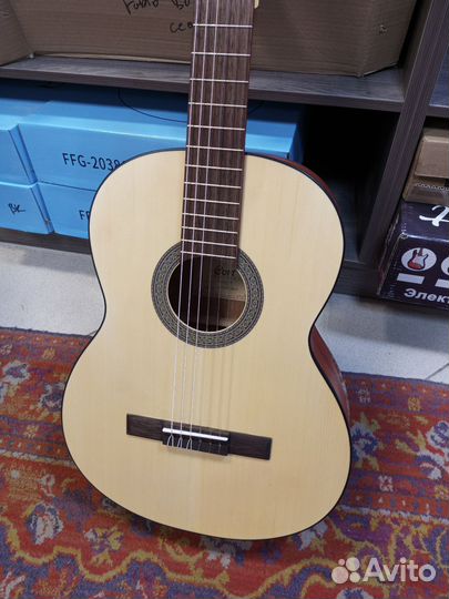 Гитара Cort с дефектом