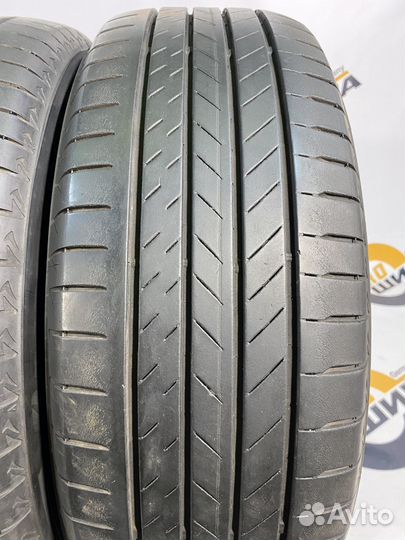 Bridgestone Alenza 001 215/60 R17 90V