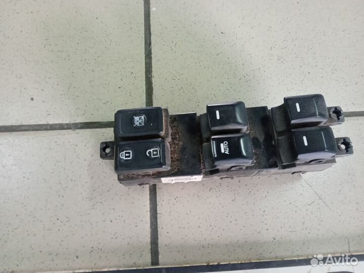 Блок управления стеклоподъемниками Kia Picanto 2