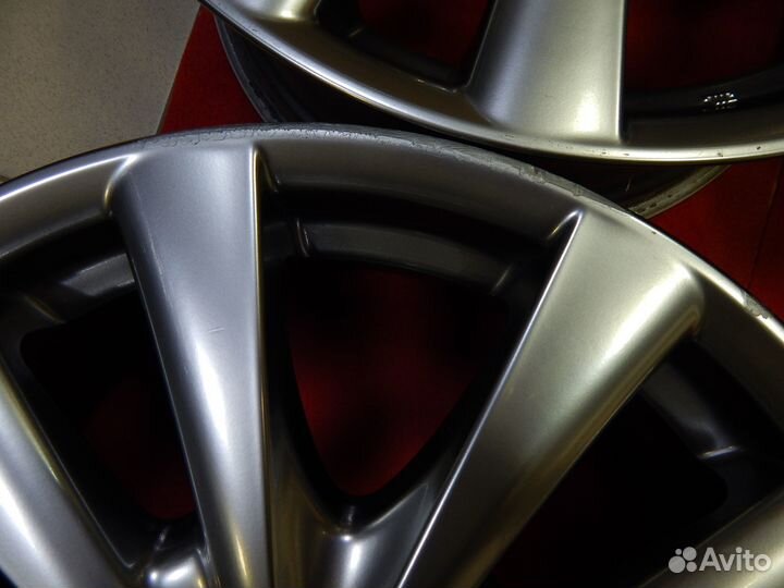 6687 Оригинал Lexus R18 5*114.3 J8 ET45 Б/п по РФ