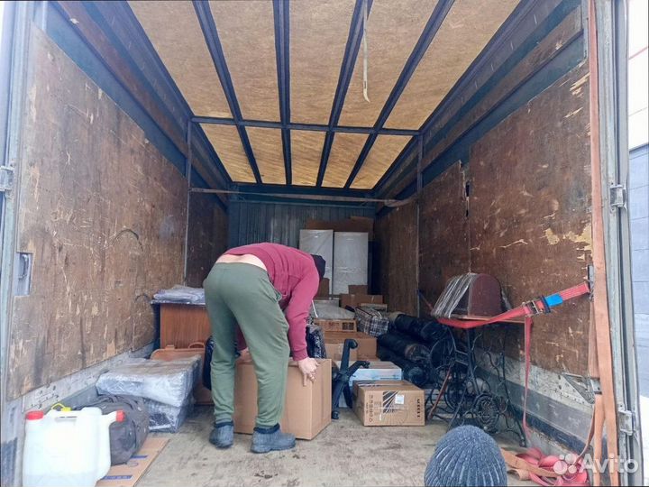 Грузоперевозки межгород с грузчиками от 300км