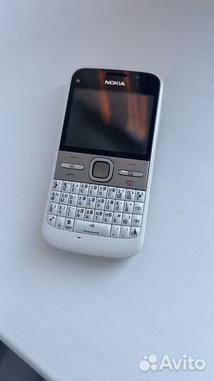Nokia E5, 512 МБ
