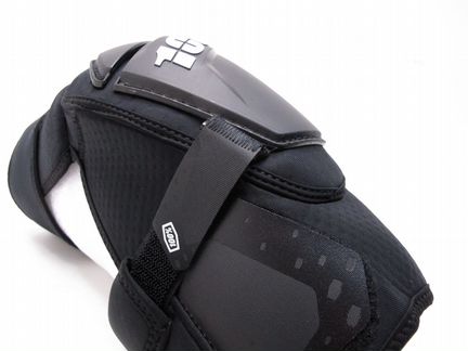Наколенники 100 fortis knee guards black