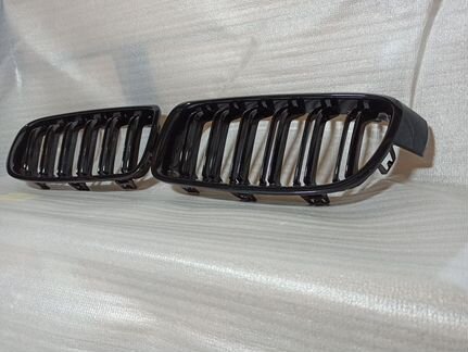 Ноздри бампера BMW F30 комплект