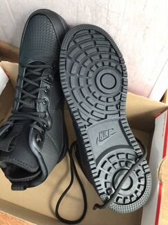 Кроссовки Nike,оригинал,р 43, см 27,5