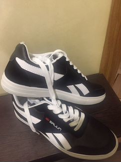 Крассовки мужские новые