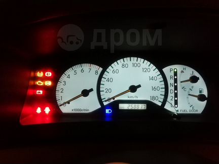 Toyota Corolla 1.5 AT, 2001, 260 000 км