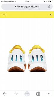 Новые теннисные кроссовки Nike размер 40-41