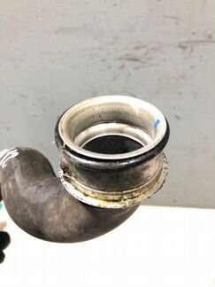 Патрубок системы охлаждения Mercedes-Benz E-Class