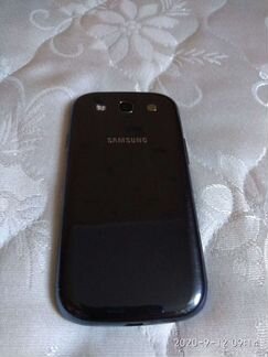 Смартфон Samsung Galaxy i9300 в отличном состоянии
