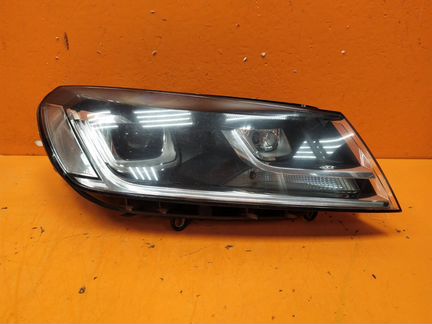 Фара правая Volkswagen Touareg 2 2014-Нв