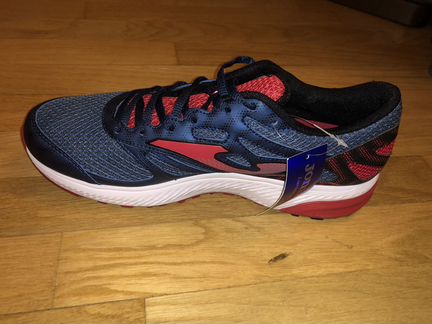 Кроссовки joma спортивные