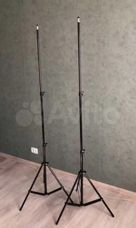 Штатив 2-х метровый новый с держателем для телефон