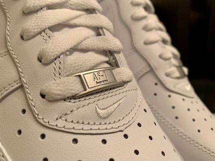 Nike x Supreme Air Force 1 Low White
