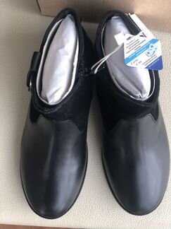 Новые кожаные ботинки Zara 29 р