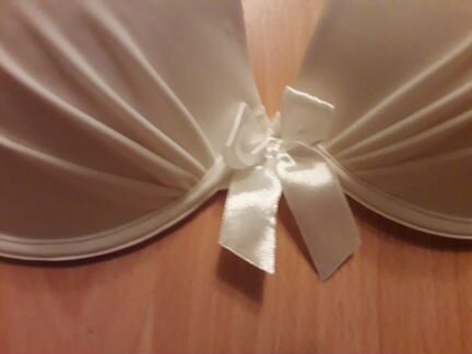 Бюстгальтер