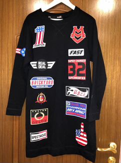 Платье Moschino