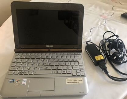 Ноутбук Toshiba NB 200