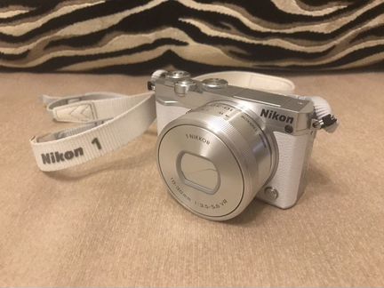 Фотоаппарат Nikon 1 J5 kit 10-30mm