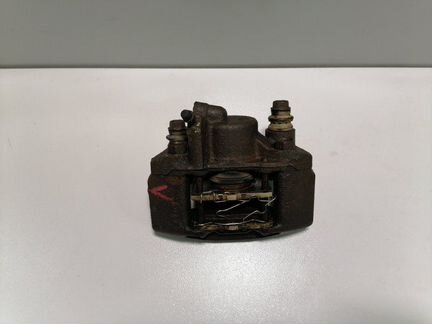 Суппорт задний левый Mitsubishi Pajero Sport KS1W