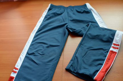 Стильный спортивный костюм. 12-14 лет. Полиэстер