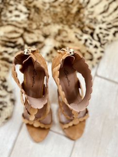 Босоножки Corsocomo 37