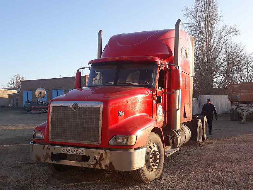 Тягач International Truck 9400