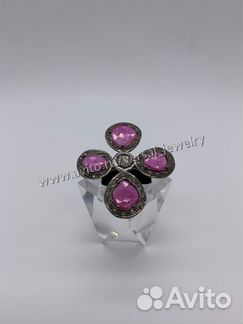 Эксклюзивное Кольцо в форме креста с рубинами