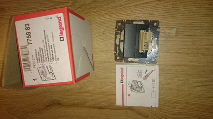 Розетка вол. оптическая Galea Leg775883 771284