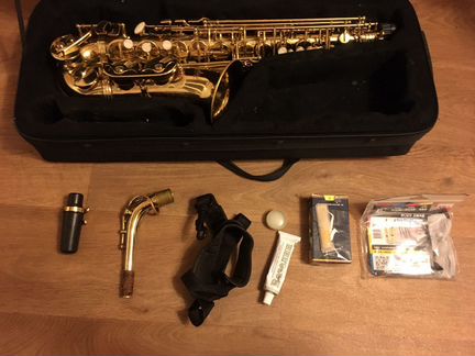 Саксофон Prelude by Conn-Selmer AS-700