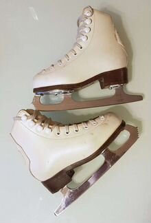 Коньки фигурные wifa 29