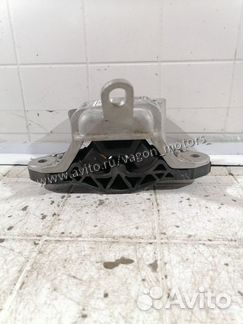 Подушка двигателя левая Chevrolet Cruze J300