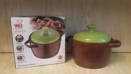 Кастрюля с крышкой Wellberg 2,2 л