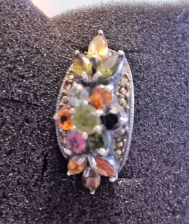 Кольцо серебряное с натуральными камнями