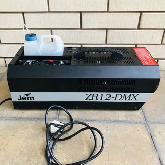 Генератор дыма JEM ZR12 DMX