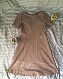 Платье uniqlo серое