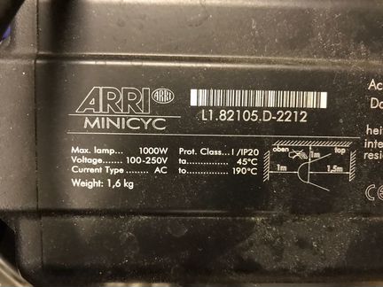 Прожектор arri MiniCyc б/у