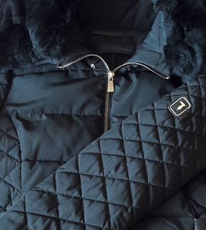 Куртка-пуховик Trussardi